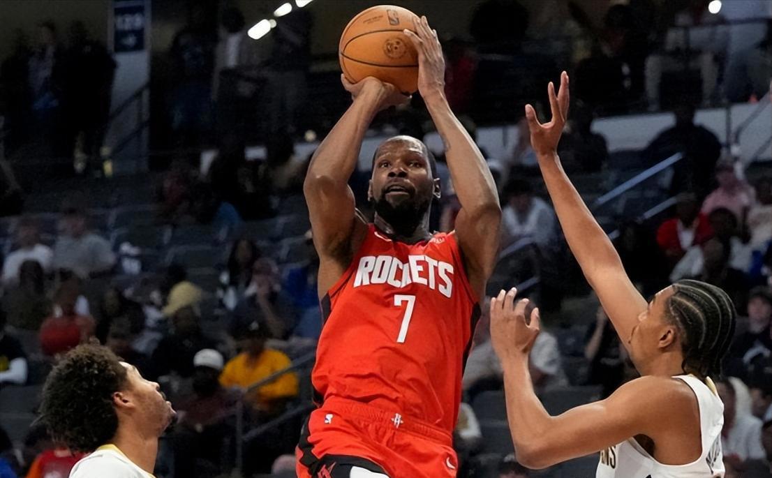 鹈鹕横扫雷霆，霍勒迪统治全场