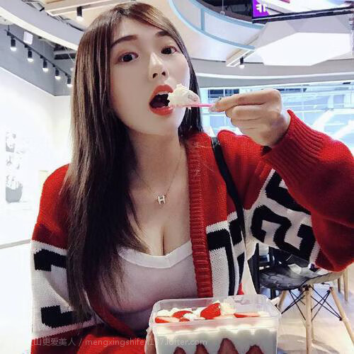 引擎轰鸣与终场哨响，当F1争冠悬念遇上沙特加时绝杀希腊的夜晚