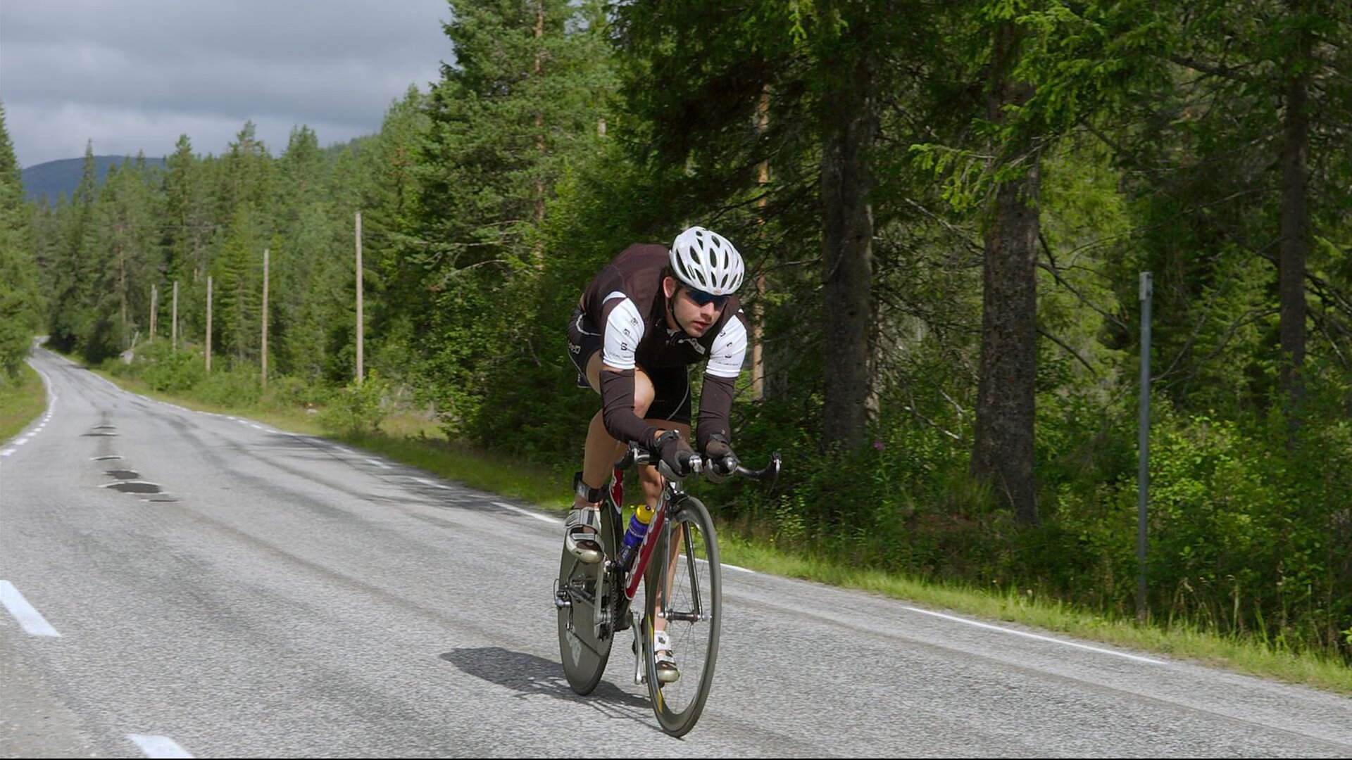戈贝尔独柱擎天，节奏掌控决定胜负，凯尔特人跨洋客场力克广厦